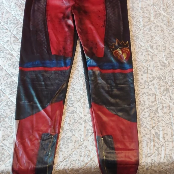 Disney Descendants 3 Evie Costume - Red, Blue, Black - Picture 11 of 15